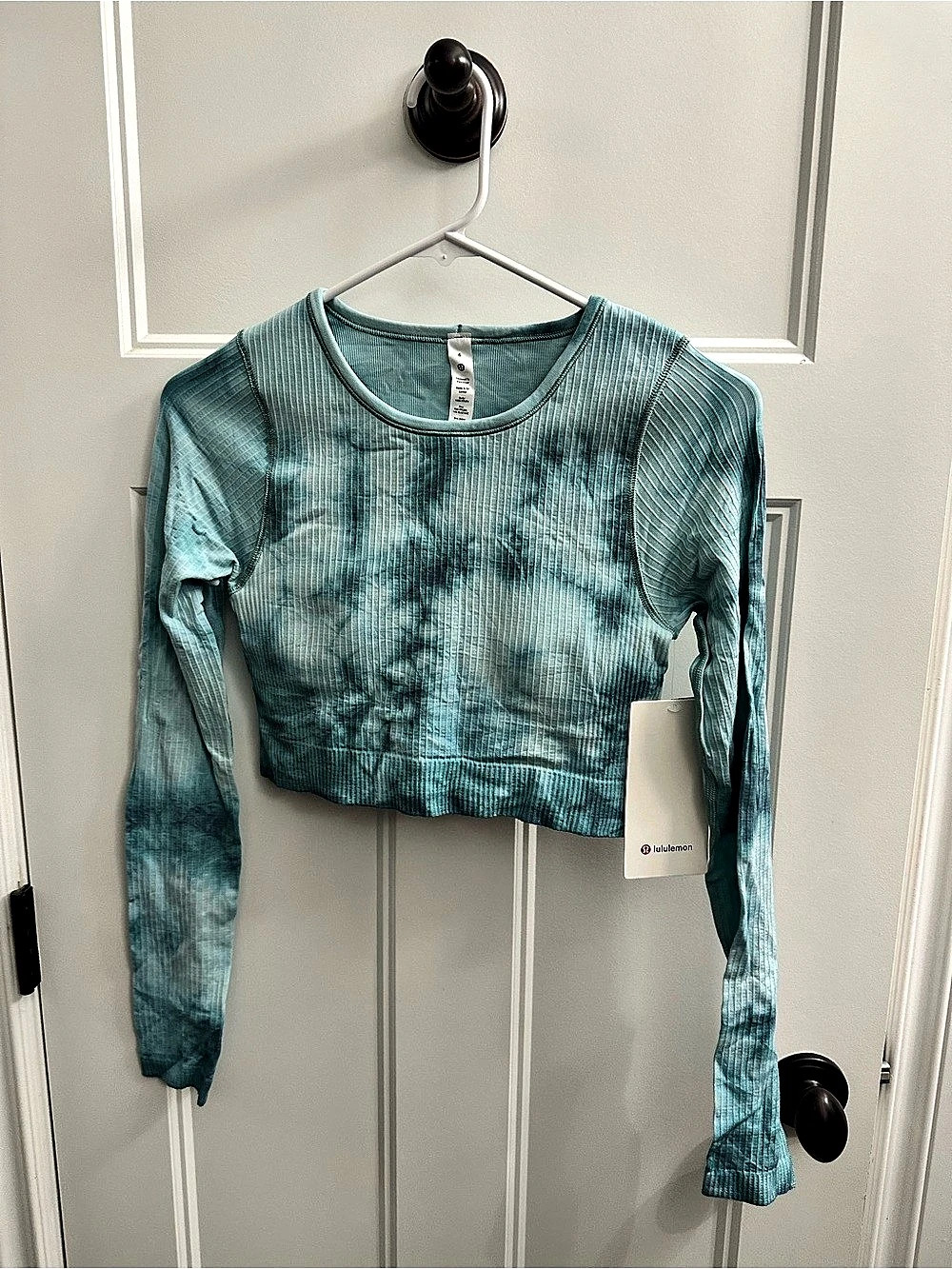 Lululemon Ebb to Street Cropped Long Sleeve Tie-Dye Size 6 NWT